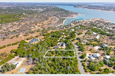 918 Debco Lane, Spicewood, TX 78669 - Photo 21