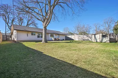 1912 Cannonwood Lane, Austin, TX 78745 - Photo 23