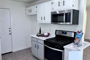 7506 Calumet Cove, Austin, TX 78745 - Photo 3