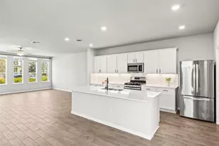 8812 B Whitter Dr, Austin, TX 78747 - Photo 3