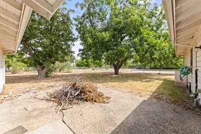 1907 Paige Street, Georgetown, TX 78626 - Photo 39