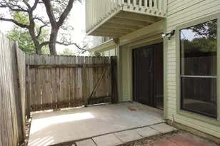 8500 Lyndon Ln, Austin, TX 78729 - Photo 15
