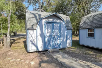 165 Thousand Oaks Drive, Cedar Creek, TX 78612 - Photo 15