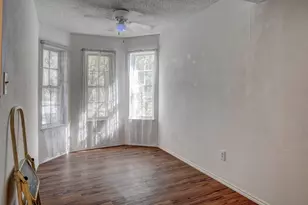 165 Thousand Oaks Dr, Cedar Creek, TX 78612 - Photo 9