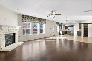 125 Hometown Pkwy, Kyle, TX 78640 - Photo 5