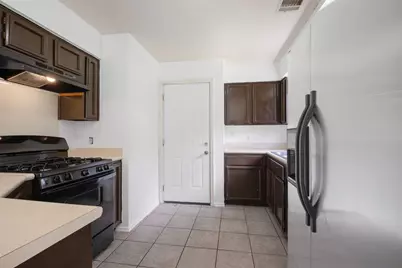 10501 Bilbrook Place, Austin, TX 78748 - Photo 9
