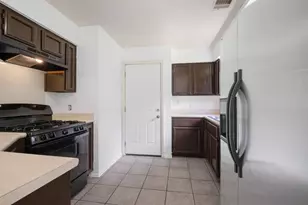 10501 Bilbrook Pl, Austin, TX 78748 - Photo 9