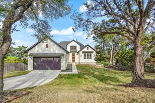 304 N Ronay Dr, Briarcliff, TX 78669 - Photo 1
