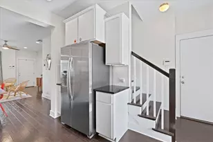 7405 Wolverine St, Austin, TX 78757 - Photo 11