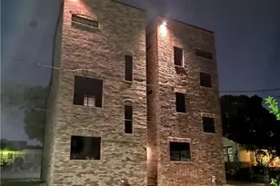 806 E Lydia St, Austin, TX 78702 - Photo 13
