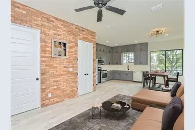 806 E Lydia Street, Austin, TX 78702 - Photo 3