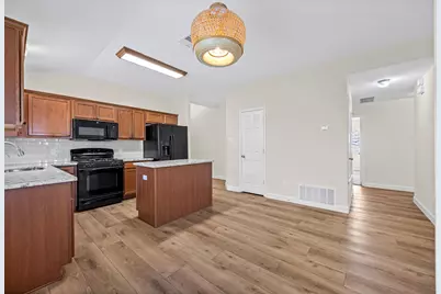 11917 Buzz Schneider Lane, Austin, TX 78748 - Photo 7