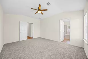 11917 Buzz Schneider Ln, Austin, TX 78748 - Photo 13