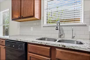 11917 Buzz Schneider Ln, Austin, TX 78748 - Photo 5