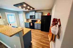 100 Wincliff Cv, Jarrell, TX 76537 - Photo 5
