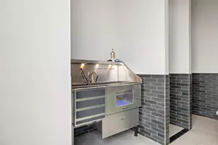 44 East Ave, Austin, TX 78701 - Photo 31