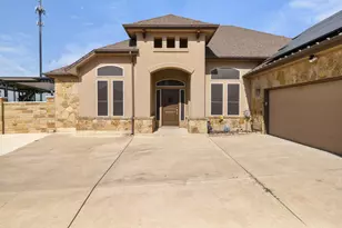 321 Sarahs Ln, Liberty Hill, TX 78642 - Photo 9