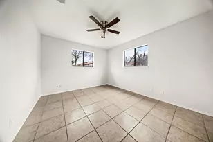 808 Lloyd Ln, Elgin, TX 78621 - Photo 17