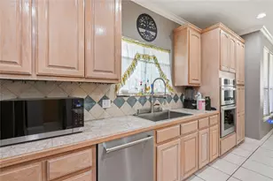 22101 Oban Dr, Spicewood, TX 78669 - Photo 17