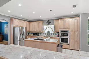 22101 Oban Dr, Spicewood, TX 78669 - Photo 11
