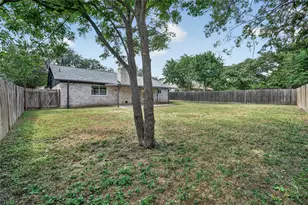 13005 Powderhorn St, Austin, TX 78727 - Photo 35