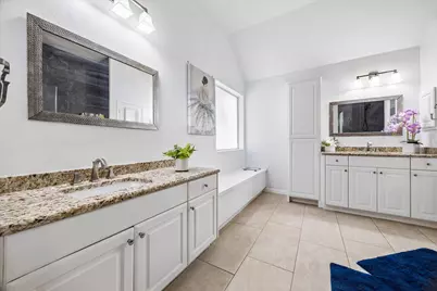 13800 Shadowlawn Trace SE, Manor, TX 78653 - Photo 11