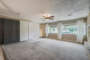 2204 Falcon Hill Dr, Austin, TX 78745 - Photo 15