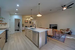 8406 Los Ranchos Dr, Austin, TX 78749 - Photo 15