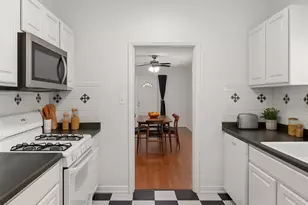 1220 Taylor St, Austin, TX 78702 - Photo 3