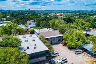 1111 W 10th St, Austin, TX 78703 - Photo 23