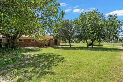 204 Christopher Drive, Bruceville Eddy, TX 76524 - Photo 33