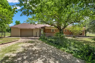 204 Christopher Dr, Bruceville Eddy, TX 76524 - Photo 31