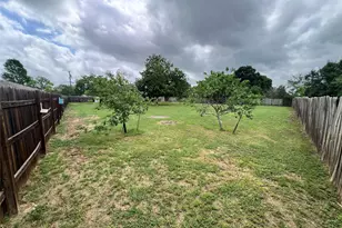 204 Quail Meadow Dr, Kyle, TX 78640 - Photo 15