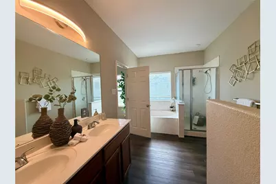102 Williamson Cove, Elgin, TX 78621 - Photo 17