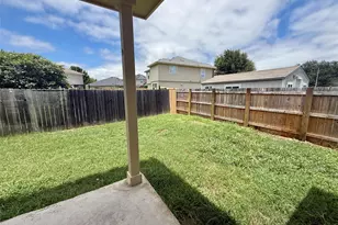 102 Williamson Cove, Elgin, TX 78621 - Photo 23
