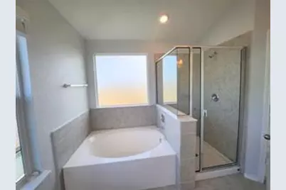 8211 Knoxville Trail, Austin, TX 78744 - Photo 13