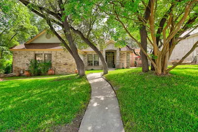 110 S Ridge Circle, Georgetown, TX 78628 - Photo 1