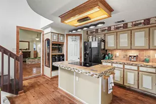 110 S Ridge Cir, Georgetown, TX 78628 - Photo 13