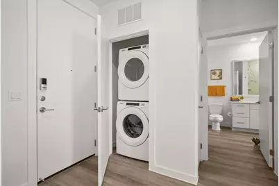 6324 N N. Lamar Boulevard #415, Austin, TX 78752 - Photo 5