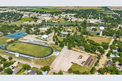 1120 Vance Street, Taylor, TX 76574 - Photo 39