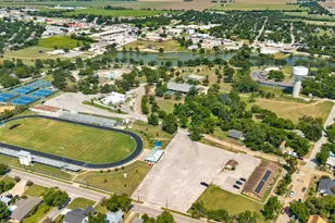 1120 Vance St, Taylor, TX 76574 - Photo 39