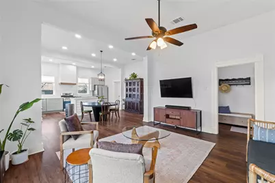 1120 Vance Street, Taylor, TX 76574 - Photo 9