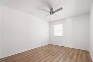 559 Demarett Dr, Point Venture, TX 78645 - Photo 21