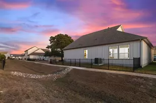 1107 Lucca Dr, Dripping Springs, TX 78620 - Photo 37