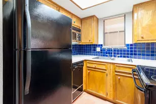 706 W 22nd St, Austin, TX 78705 - Photo 7