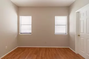 706 W 22nd St, Austin, TX 78705 - Photo 11