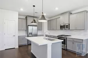 5309 Jason Dr, Austin, TX 78723 - Photo 5