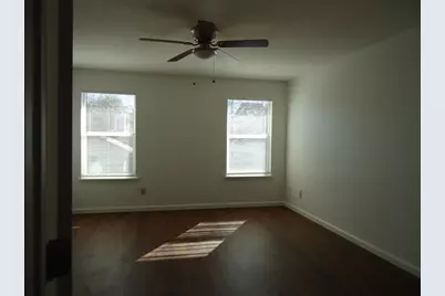 811 Crieff Cross Drive, Pflugerville, TX 78660 - Photo 11