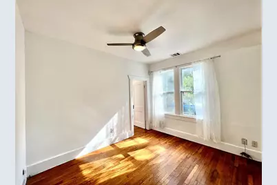 207 W 45th Street #B, Austin, TX 78751 - Photo 9