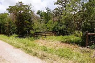 550 N Raymond Rd, La Grange, TX 78945 - Photo 21